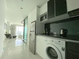 1 Schlafzimmer Wohnung zu verkaufen im Wongamat Tower, Na Kluea, Pattaya