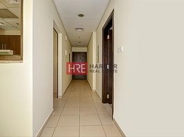 1 Bedroom Apartment for sale at Mazaya 29, Queue Point, Dubai Land