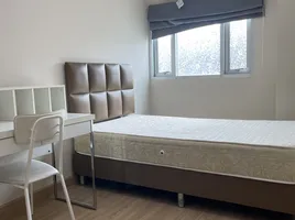 2 Bedroom Condo for rent at The Escape, Bang Chak