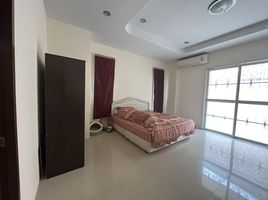 3 Bedroom House for rent at Chokchai Garden Home 3, Nong Prue
