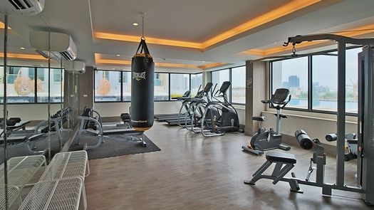 Photo 1 of the Fitnessstudio at Mayfair Place Sukhumvit 50