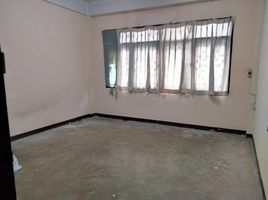 3 Bedroom Whole Building for rent in Indy Dao Khanong Market, Chom Thong, Bang Mot