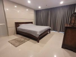 2 Bedroom Apartment for rent at Baan Prompong, Khlong Tan Nuea