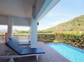 4 Schlafzimmer Villa zu verkaufen im Baanthai Pool Villa, Nong Kae, Hua Hin, Prachuap Khiri Khan