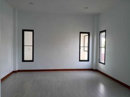 4 Schlafzimmer Haus zu verkaufen in Bang Kruai, Nonthaburi, Bang Si Thong