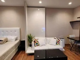 คอนโด สตูดิโอ ให้เช่า ในโครงการ ไอวี่ แอมพิโอ, ห้วยขวาง