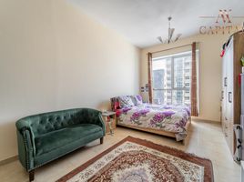 Studio Apartment for sale at Dubai star, Lake Almas West