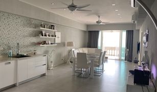 2 Bedrooms Condo for sale in Nong Prue, Pattaya Jomtien Complex