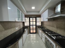 3 Schlafzimmer Appartement zu vermieten im Cosmo Villa, Khlong Toei