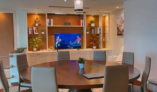 4 Bedrooms Condo for sale in Lumphini, Bangkok Regent Royal Place 1