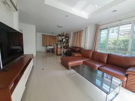 3 спален Дом в аренду в Chuanchuen Modus Chaengwattana, Bang Phut