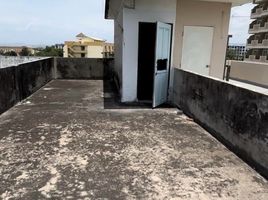 3 Bedroom Shophouse for sale in Na Kluea Beach, Na Kluea, Na Kluea