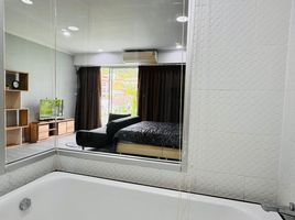 1 Schlafzimmer Appartement zu vermieten im Chic Condo, Karon