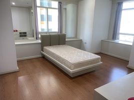 2 Bedroom Condo for sale at Jewelry Trade Center, Suriyawong