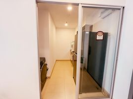 2 Schlafzimmer Wohnung zu verkaufen im Supalai Veranda Phasi Charoen Station, Bang Wa