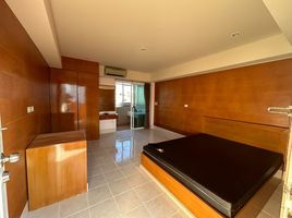 45 спален Гостиница for sale in Mueang Samut Prakan, Самутпракан, Samrong Nuea, Mueang Samut Prakan