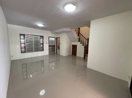 3 Bedroom Townhouse for sale at Pruksa 14 Bangbuathong, Bang Khu Rat