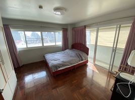 2 Schlafzimmer Appartement zu vermieten im Ruamjai Heights, Khlong Toei Nuea