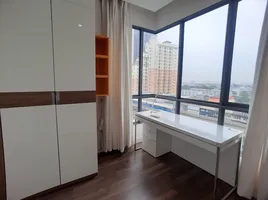 2 Bedroom Condo for sale at The Room Sukhumvit 62, Bang Chak