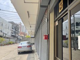  Warehouse for rent in Punnawithi BTS, Bang Chak, Bang Chak