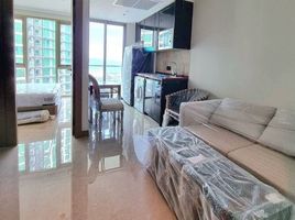 1 Schlafzimmer Wohnung zu verkaufen im The Riviera Ocean Drive, Nong Prue