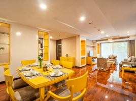 2 спален Квартира в аренду в AP Suites Sukhumvit 33, Khlong Tan Nuea