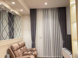 1 Bedroom Condo for rent at Muniq Langsuan, Lumphini