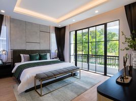 3 Bedroom Villa for sale at Crown Estate Dulwich Road, Ko Kaeo, Phuket Town