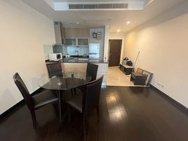 2 спален Кондо в аренду в Sathorn Gardens, Thung Mahamek