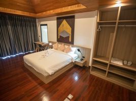 5 Bedroom Villa for rent in Phuket, Rawai, Phuket Town, Phuket