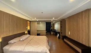 1 Bedroom Condo for sale in Khlong Toei Nuea, Bangkok The Trendy Condominium