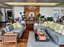 5 Schlafzimmer Penthouse zu verkaufen im Lake Green Condominium, Khlong Toei, Khlong Toei