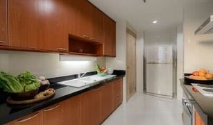 3 chambres Condominium a vendre à Thung Mahamek, Bangkok Suan Phinit