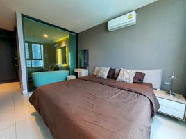 2 Schlafzimmer Wohnung zu verkaufen im The Point Pratumnak, Nong Prue