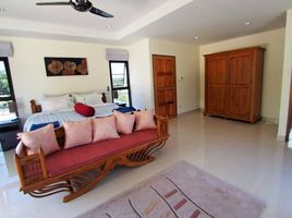 2 Bedroom Villa for rent in Rawai, Phuket Town, Rawai
