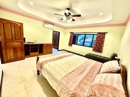 4 Schlafzimmer Villa zu vermieten in Bang Lamung, Pattaya, Bang Lamung