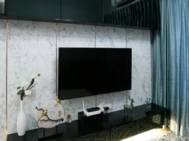 2 Bedroom Condo for sale at Triple Y Residence, Wang Mai