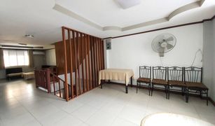 4 Bedrooms Townhouse for sale in Suthep, Chiang Mai 