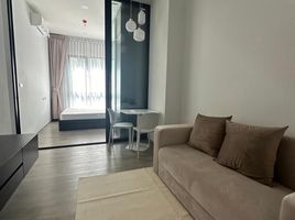 1 Schlafzimmer Appartement zu vermieten im Origin Plug & Play Ramkhamhaeng Triple Station, Hua Mak, Bang Kapi, Bangkok