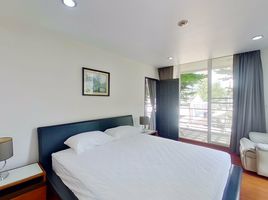 2 Bedroom Condo for sale at The Peak Sukhumvit 15, Khlong Toei Nuea