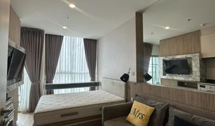 Studio Condo for sale in Huai Khwang, Bangkok Noble Revolve Ratchada