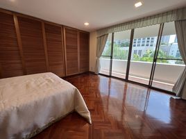 3 спален Кондо в аренду в Ruamrudee Penthouse, Lumphini