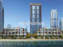 1 बेडरूम कोंडो for sale at Peninsula Five, Executive Towers