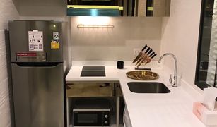 1 Bedroom Condo for sale in Lumphini, Bangkok Life One Wireless