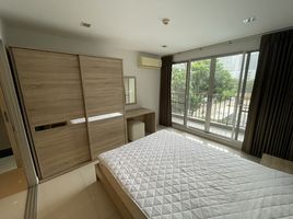 1 Schlafzimmer Wohnung zu vermieten im TKF Condo, Bang Chak, Phra Khanong