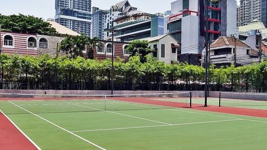 รูปถ่าย 1 of the Tennis Court at เดอะ เมท