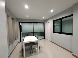 4 Bedroom Townhouse for rent at Phraemaphon Place, Bueng Yi Tho