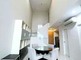 2 Bedroom Apartment for rent at Villa Asoke, Makkasan