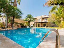 5 Bedroom Villa for sale at Meadows 9, Oasis Clusters