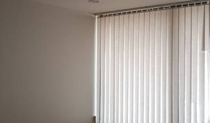 N/A Büro zu verkaufen in Chong Nonsi, Bangkok LPN Tower